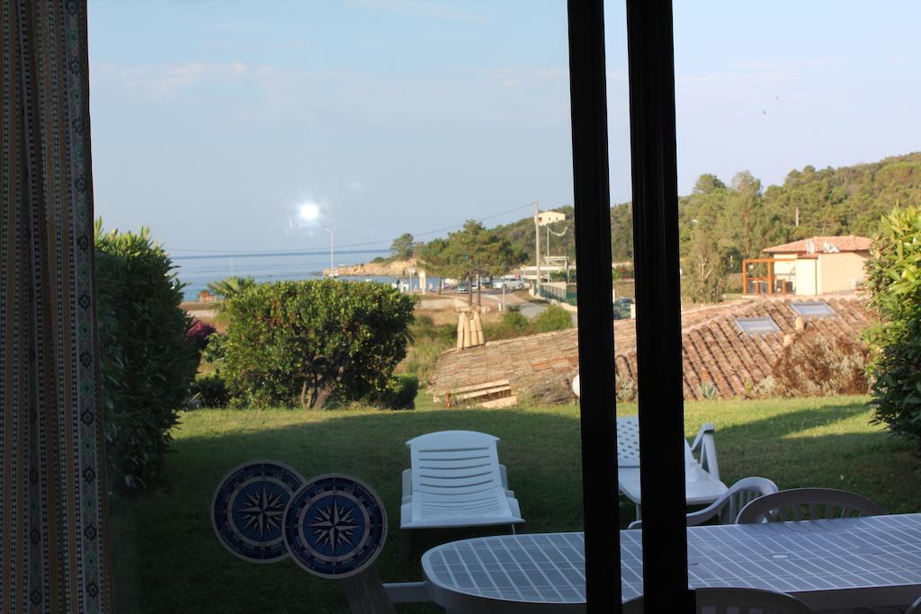 Playa Del Oro Ξενοδοχείο Favone Εξωτερικό φωτογραφία